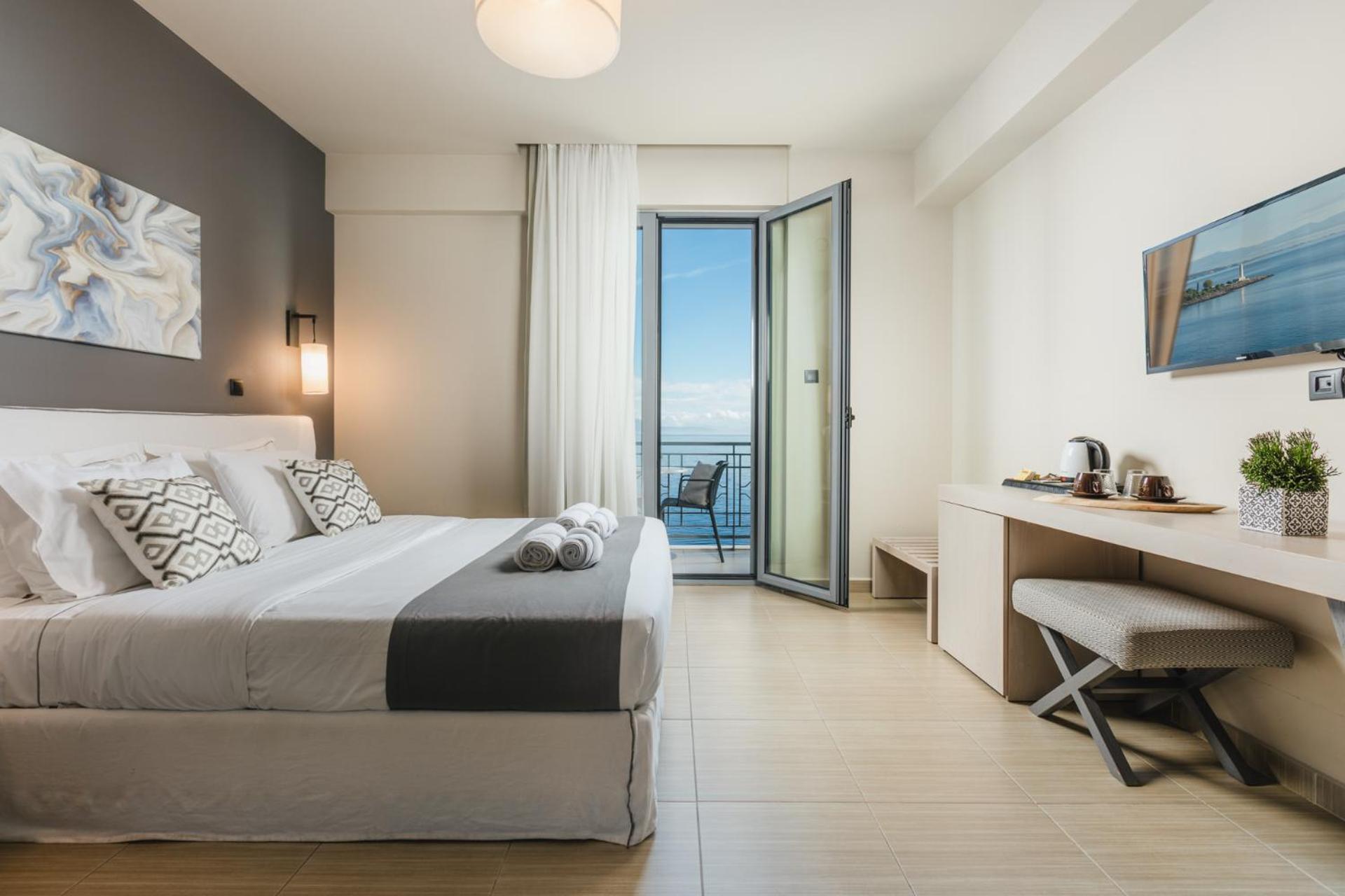 Infinity Hotel Gytheio Exterior photo